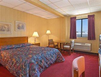 Days Inn By Wyndham Emporia Zewnętrze zdjęcie